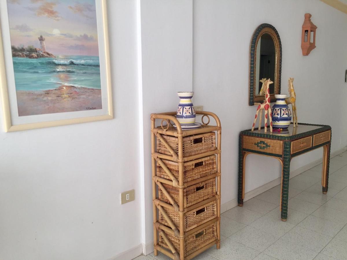 Regata Apartamentos Puerto De Naos エクステリア 写真